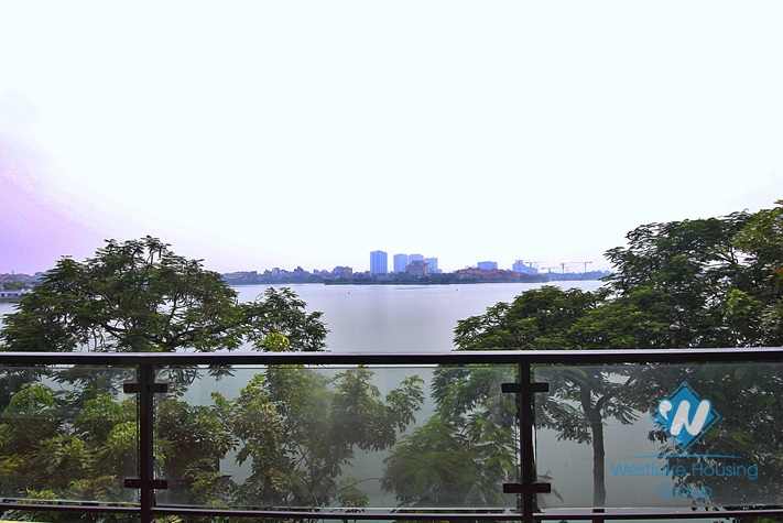 Lake view 03 bedrooms apartment with big balcony for rent in Tay Ho area